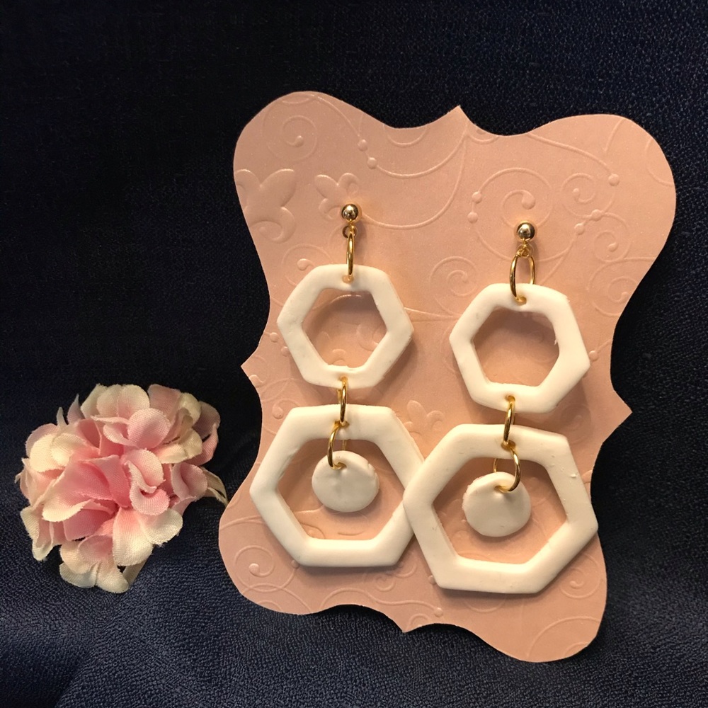 Earings